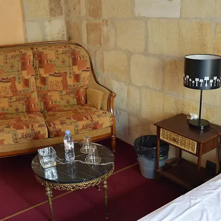 Bed and Breakfast Vignobles Fabris Saint-Émilion Exterior foto